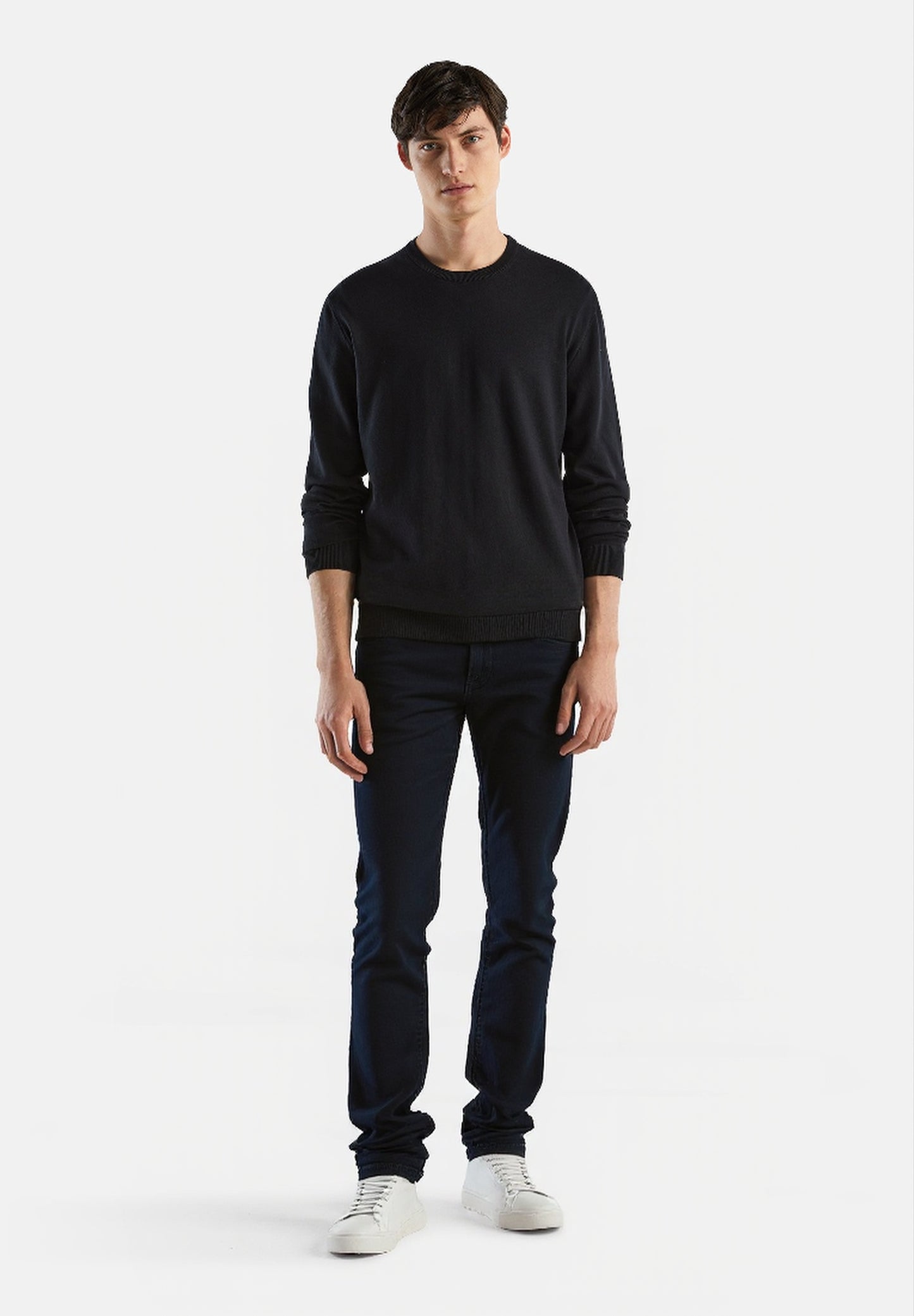 Uniqlo Black Slim Fit Jeans