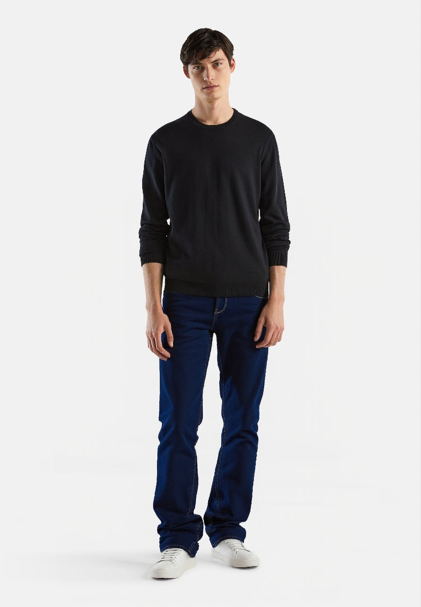 WES Straight Fit Jeans